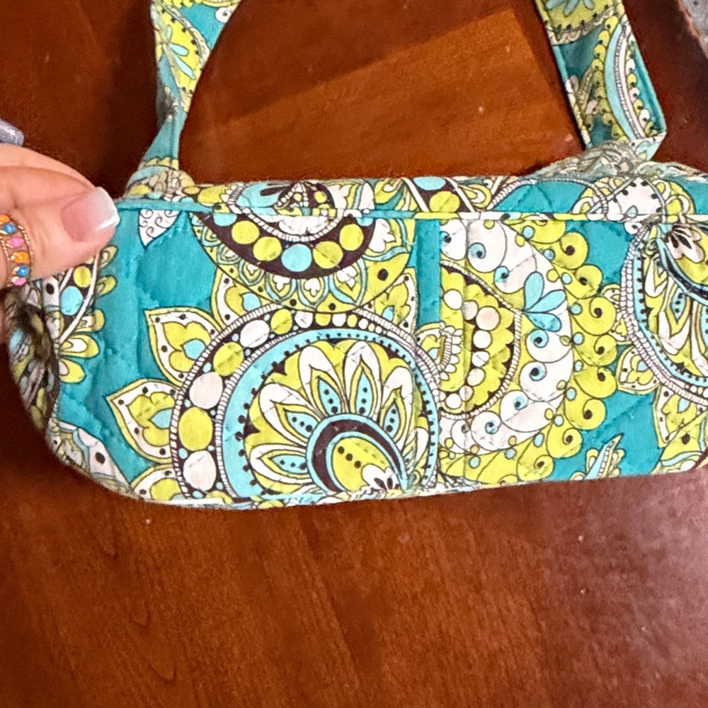 Vera Bradley handbag - Picture 2 of 5